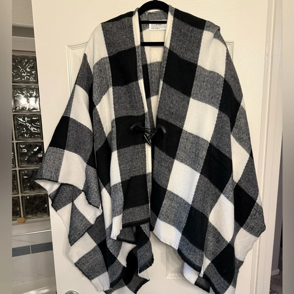 Summer and Rose Black and White Check Cape with Toggle Closure